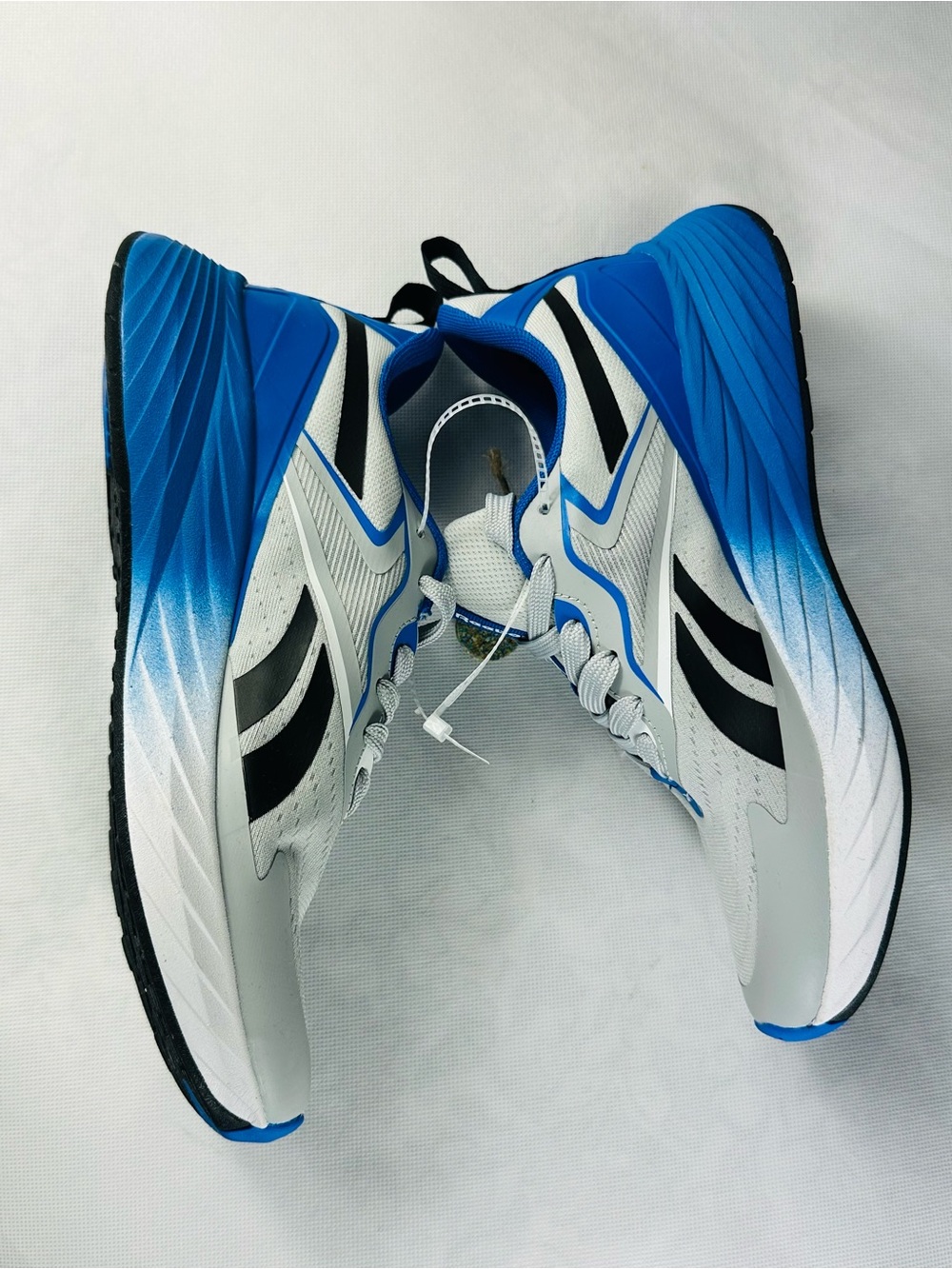 Reebox Men's Light Gray and Blue Athletic Running Shoes - Picture 5 of 11